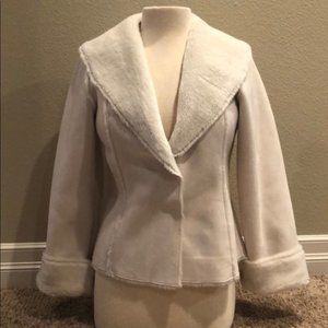 Faux Sheerling jacket❄️🌬Fun to dress up or down!